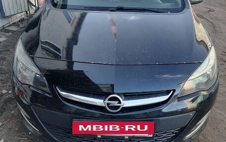 Opel Astra J, 2013 год, 900 000 рублей, 10 фотография