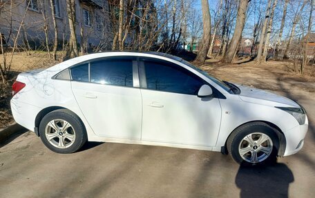 Chevrolet Cruze II, 2012 год, 680 000 рублей, 3 фотография