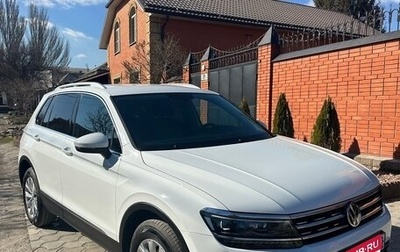 Volkswagen Tiguan II, 2016 год, 2 600 000 рублей, 1 фотография