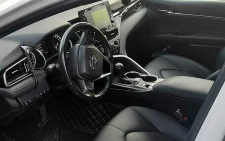 Toyota Camry, 2021 год, 3 500 000 рублей, 6 фотография