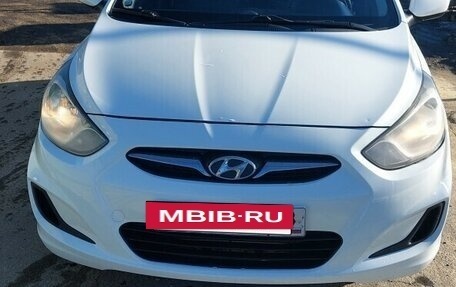 Hyundai Solaris II рестайлинг, 2013 год, 865 000 рублей, 7 фотография