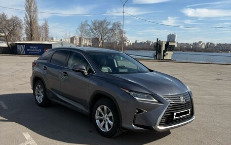 Lexus RX IV рестайлинг, 2017 год, 4 700 000 рублей, 7 фотография