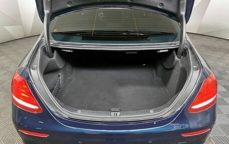 Mercedes-Benz E-Класс, 2018 год, 3 699 000 рублей, 18 фотография