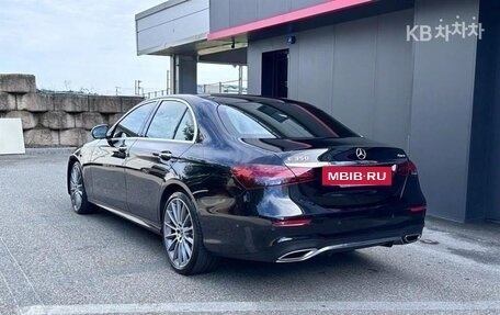 Mercedes-Benz E-Класс, 2021 год, 4 840 275 рублей, 6 фотография