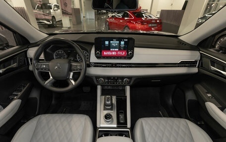 Mitsubishi Outlander, 2022 год, 3 899 000 рублей, 10 фотография