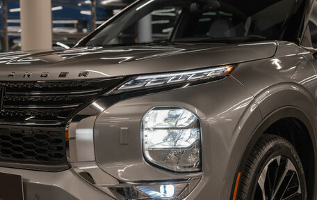 Mitsubishi Outlander, 2022 год, 3 899 000 рублей, 24 фотография