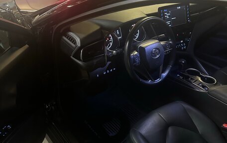 Toyota Camry, 2021 год, 3 300 000 рублей, 3 фотография