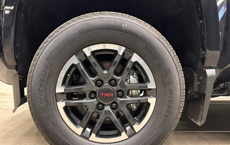 Toyota Tacoma, 2024 год, 10 250 000 рублей, 17 фотография