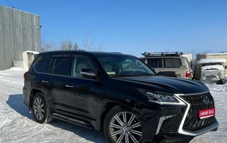 Lexus LX III, 2017 год, 7 700 000 рублей, 1 фотография