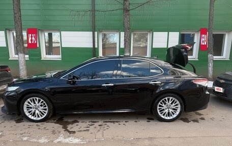 Toyota Camry, 2019 год, 3 180 000 рублей, 8 фотография