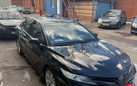 Toyota Camry, 2019 год, 3 180 000 рублей, 5 фотография
