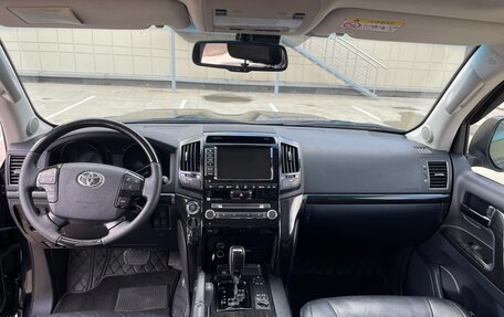 Toyota Land Cruiser 200, 2014 год, 4 900 000 рублей, 10 фотография