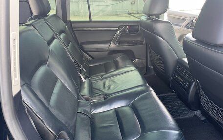 Toyota Land Cruiser 200, 2014 год, 4 900 000 рублей, 17 фотография