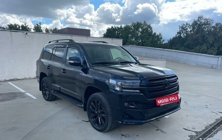 Toyota Land Cruiser 200, 2014 год, 4 900 000 рублей, 3 фотография