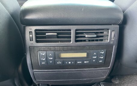 Toyota Land Cruiser 200, 2014 год, 4 900 000 рублей, 11 фотография