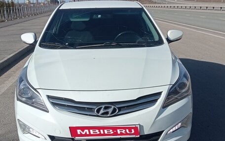 Hyundai Solaris II рестайлинг, 2015 год, 1 150 000 рублей, 2 фотография