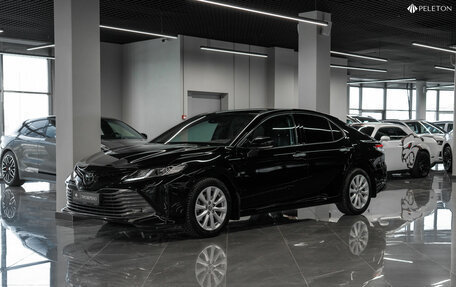 Toyota Camry, 2021 год, 3 320 000 рублей, 1 фотография