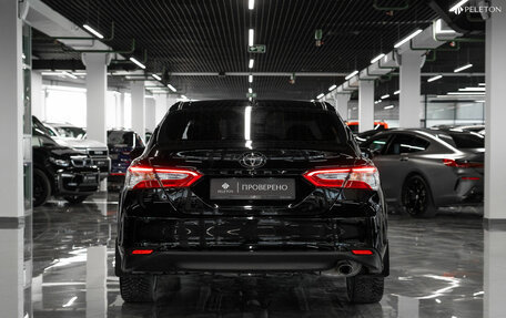 Toyota Camry, 2021 год, 3 320 000 рублей, 6 фотография