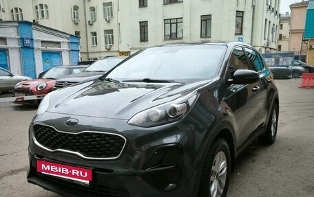 KIA Sportage IV рестайлинг, 2019 год, 2 000 000 рублей, 2 фотография