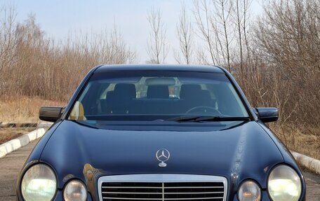 Mercedes-Benz E-Класс, 1999 год, 450 000 рублей, 3 фотография
