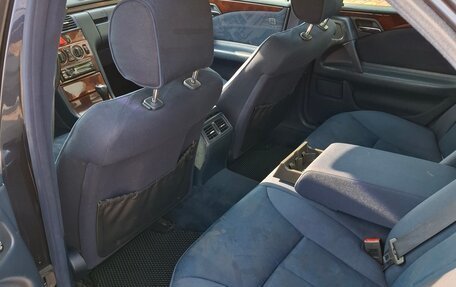Mercedes-Benz E-Класс, 1999 год, 450 000 рублей, 11 фотография