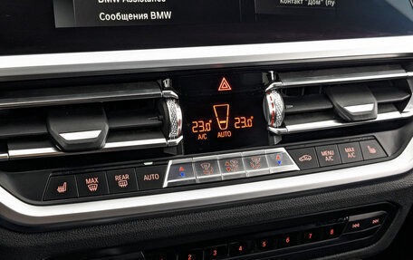 BMW 3 серия, 2019 год, 3 250 000 рублей, 21 фотография