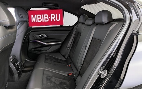 BMW 3 серия, 2019 год, 3 250 000 рублей, 18 фотография