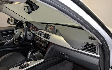 BMW 3 серия, 2016 год, 2 335 000 рублей, 11 фотография