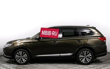 Mitsubishi Outlander III рестайлинг 3, 2018 год, 1 657 000 рублей, 8 фотография