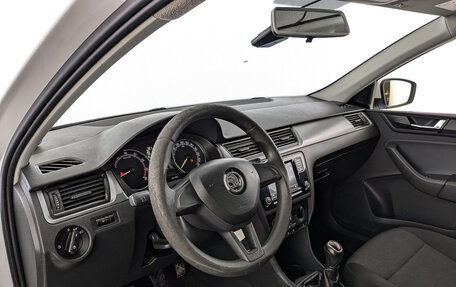 Skoda Rapid I, 2017 год, 1 000 000 рублей, 15 фотография