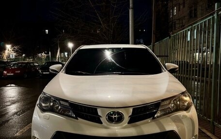 Toyota RAV4, 2013 год, 1 525 000 рублей, 2 фотография