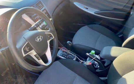 Hyundai Solaris II рестайлинг, 2014 год, 850 000 рублей, 11 фотография