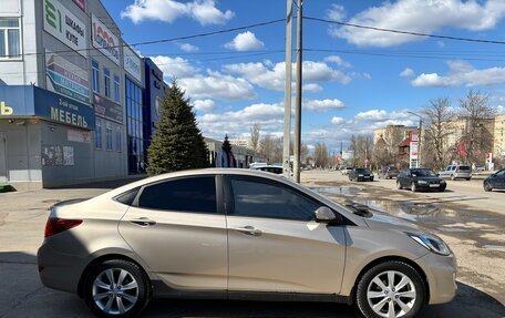 Hyundai Solaris II рестайлинг, 2011 год, 670 000 рублей, 10 фотография