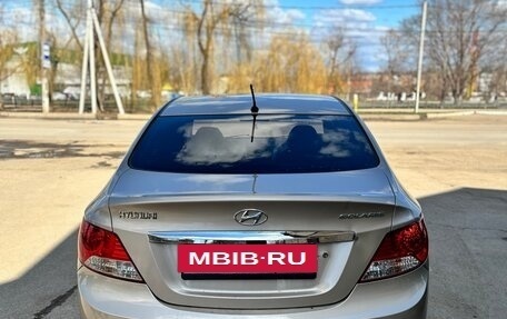 Hyundai Solaris II рестайлинг, 2011 год, 670 000 рублей, 4 фотография