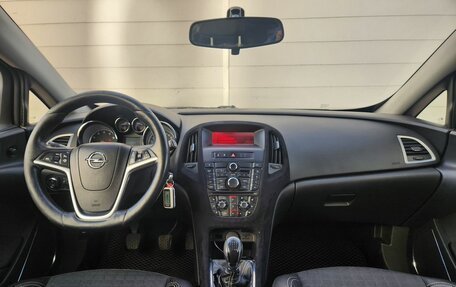 Opel Astra J, 2012 год, 937 000 рублей, 11 фотография