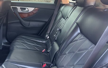 Infiniti QX70, 2013 год, 2 700 000 рублей, 7 фотография
