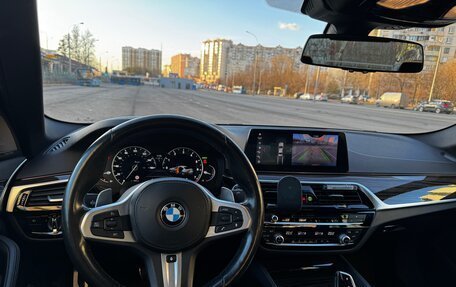 BMW 5 серия, 2018 год, 4 950 000 рублей, 14 фотография