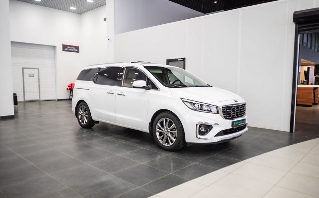 KIA Carnival, 2018 год, 3 330 000 рублей, 4 фотография