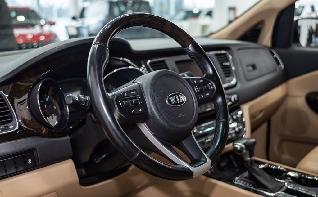 KIA Carnival, 2018 год, 3 330 000 рублей, 11 фотография