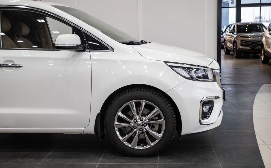 KIA Carnival, 2018 год, 3 330 000 рублей, 5 фотография