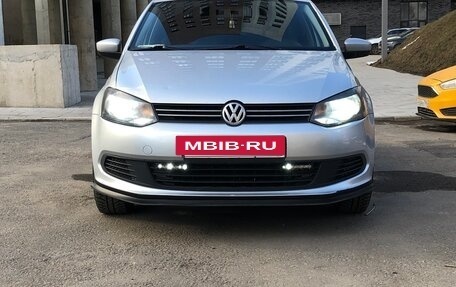 Volkswagen Polo VI (EU Market), 2012 год, 600 000 рублей, 9 фотография