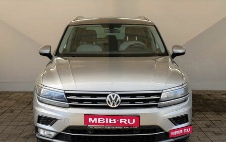 Volkswagen Tiguan II, 2017 год, 2 599 000 рублей, 2 фотография