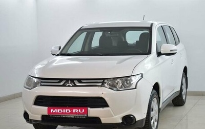 Mitsubishi Outlander III рестайлинг 3, 2013 год, 1 150 000 рублей, 1 фотография