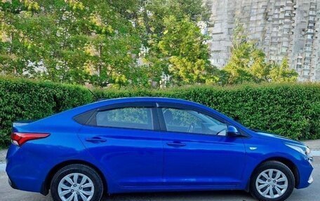 Hyundai Solaris II рестайлинг, 2019 год, 1 100 000 рублей, 4 фотография