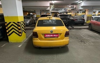 Volkswagen Polo VI (EU Market), 2018 год, 700 000 рублей, 1 фотография