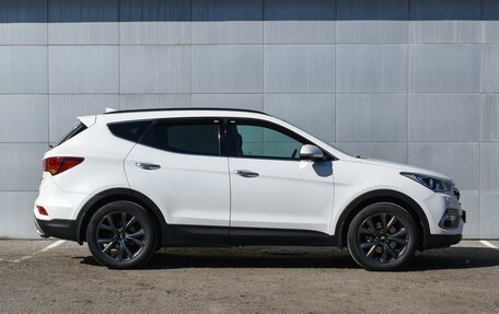 Hyundai Santa Fe III рестайлинг, 2016 год, 2 590 000 рублей, 5 фотография