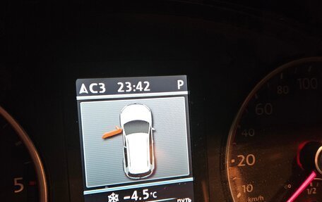 Volkswagen Tiguan I, 2013 год, 1 860 000 рублей, 16 фотография