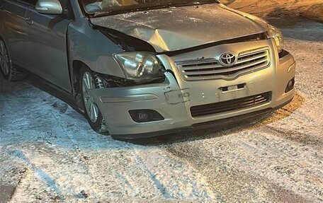 Toyota Avensis III рестайлинг, 2008 год, 600 000 рублей, 1 фотография