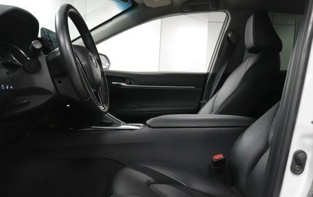 Toyota Camry, 2021 год, 2 992 000 рублей, 8 фотография