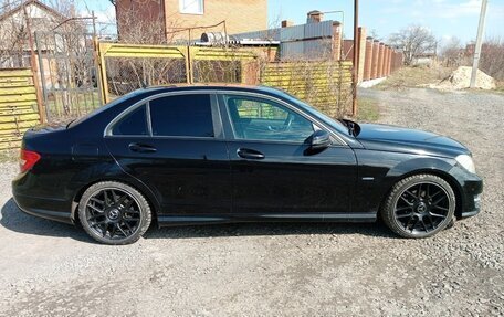 Mercedes-Benz C-Класс, 2011 год, 1 650 000 рублей, 5 фотография